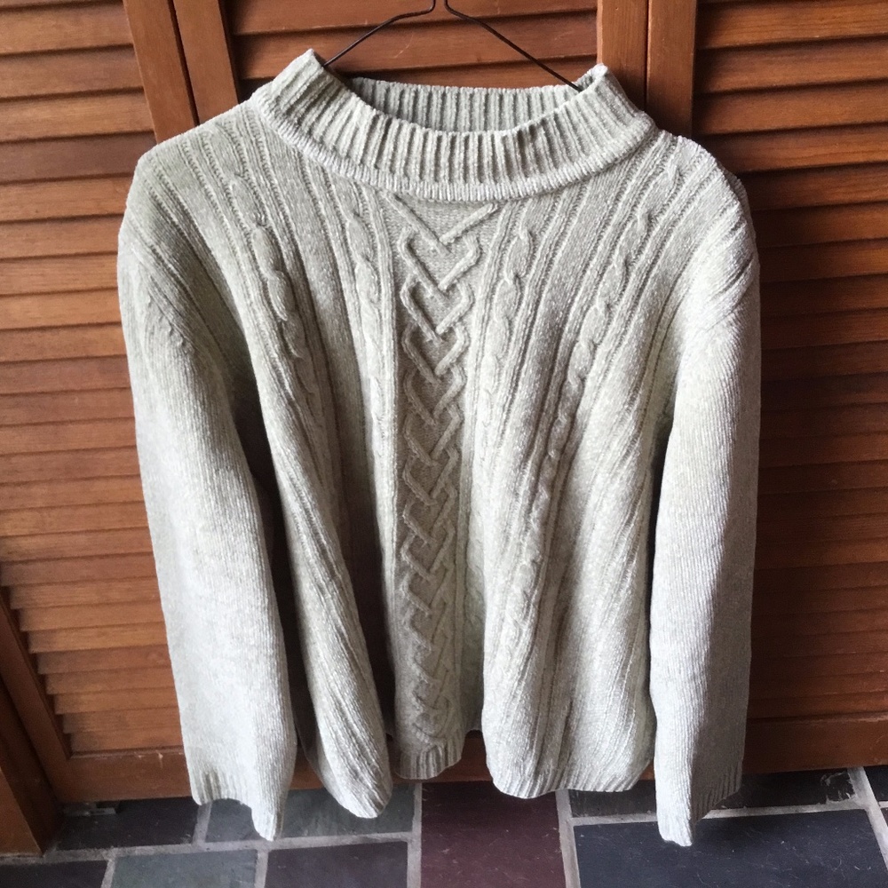 Used Alfred Dunner XL Celadon Cable Knit Sweater